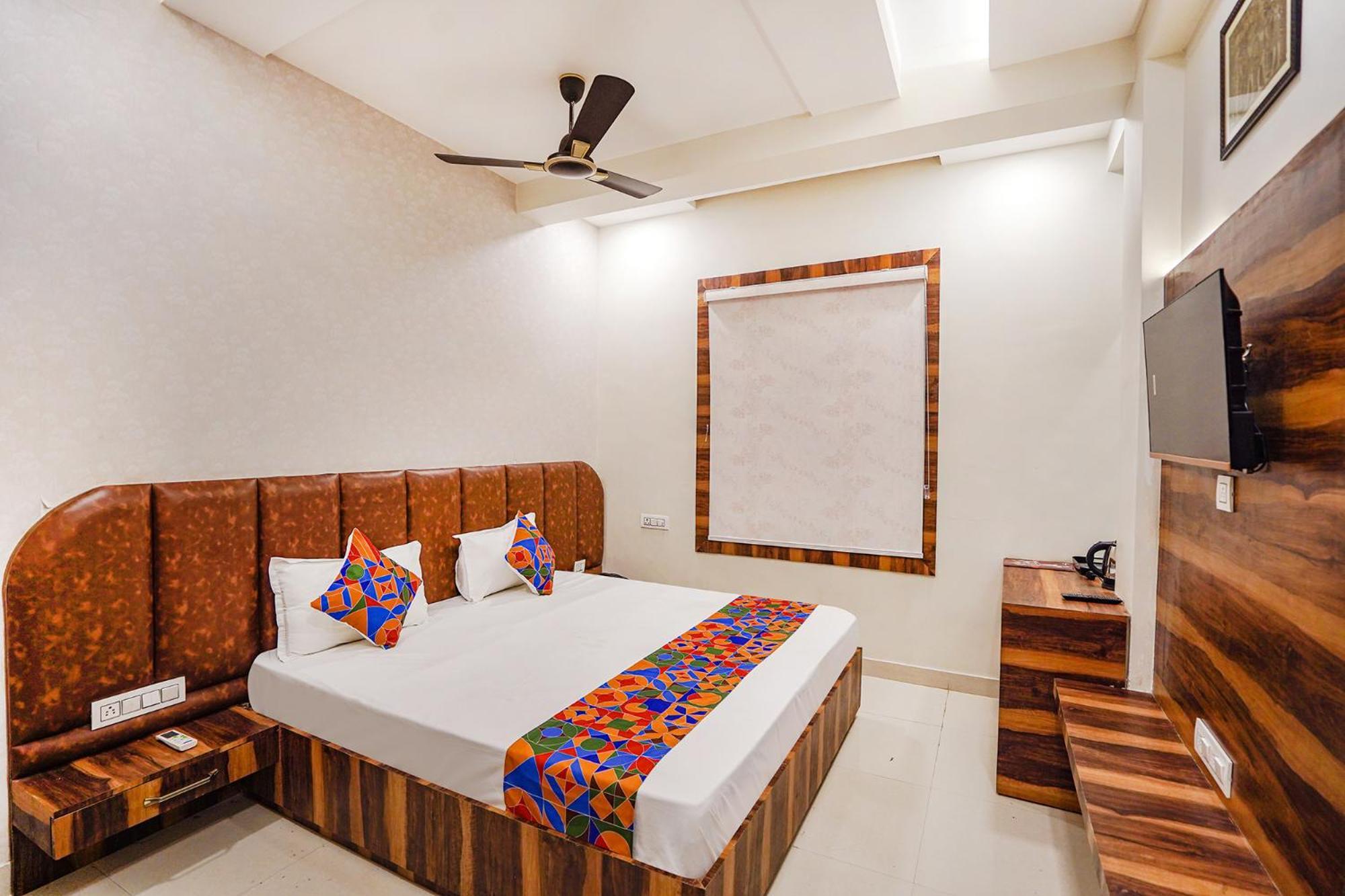 Fabhotel Ts Inn Faithfulganj Exterior photo